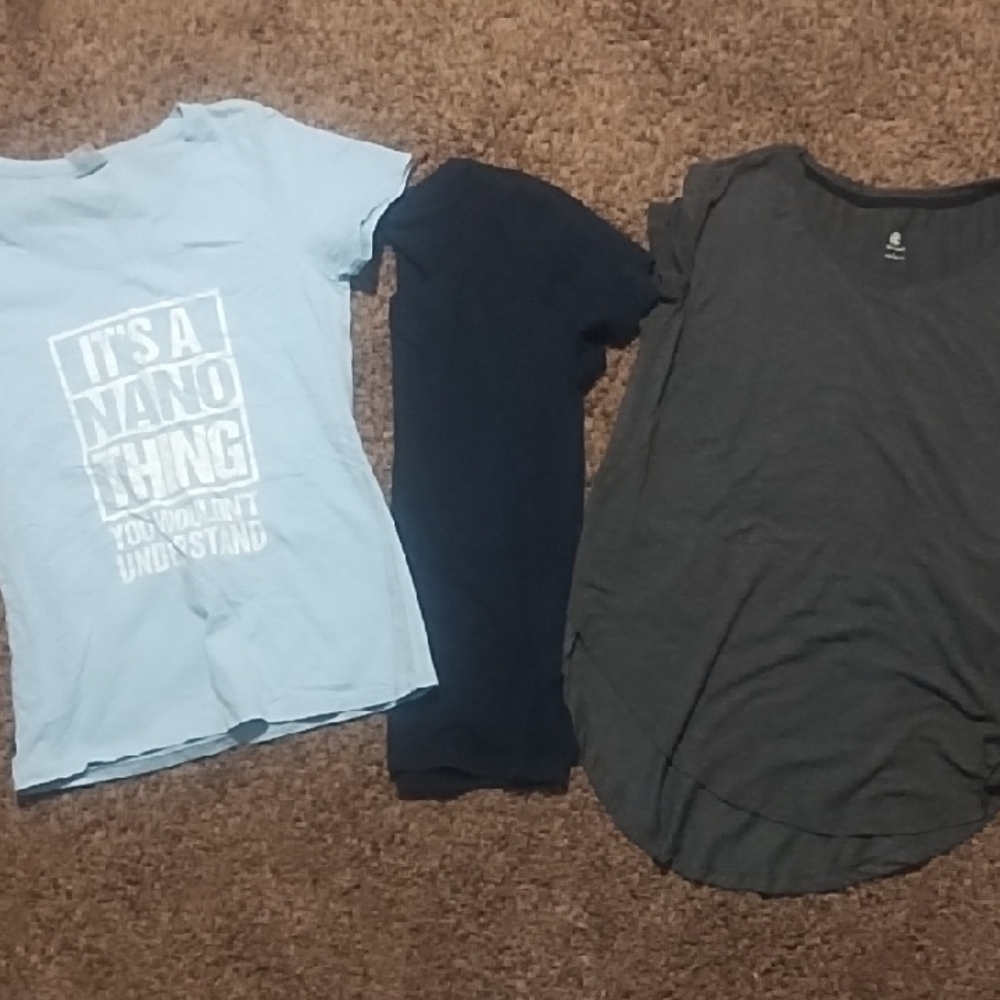 #007 Gray and Blue Women's T-Shirts